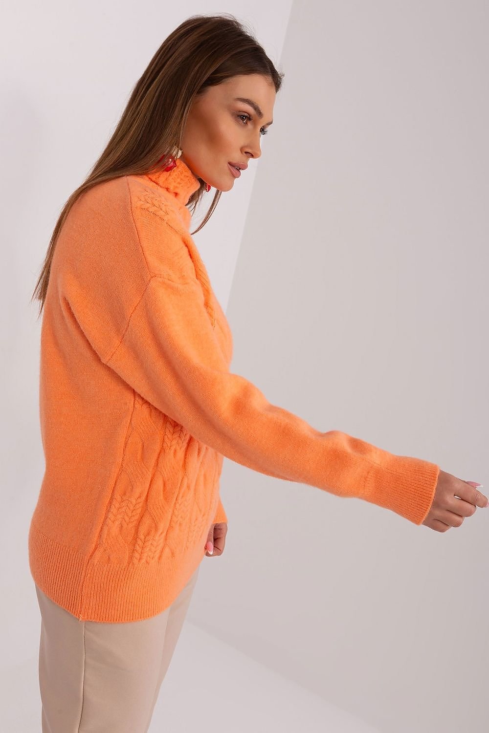 Klassiker: Rollkragenpullover mit langer Passform