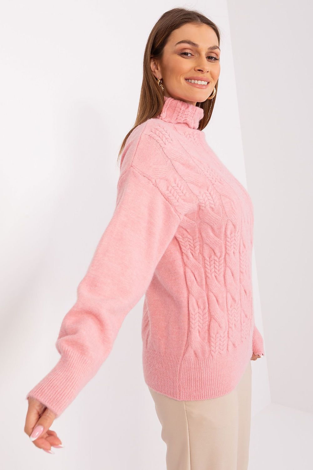 Klassiker: Rollkragenpullover mit langer Passform