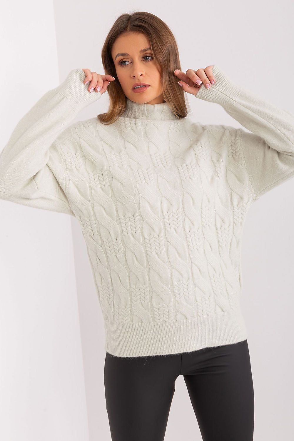 Klassiker: Rollkragenpullover mit langer Passform