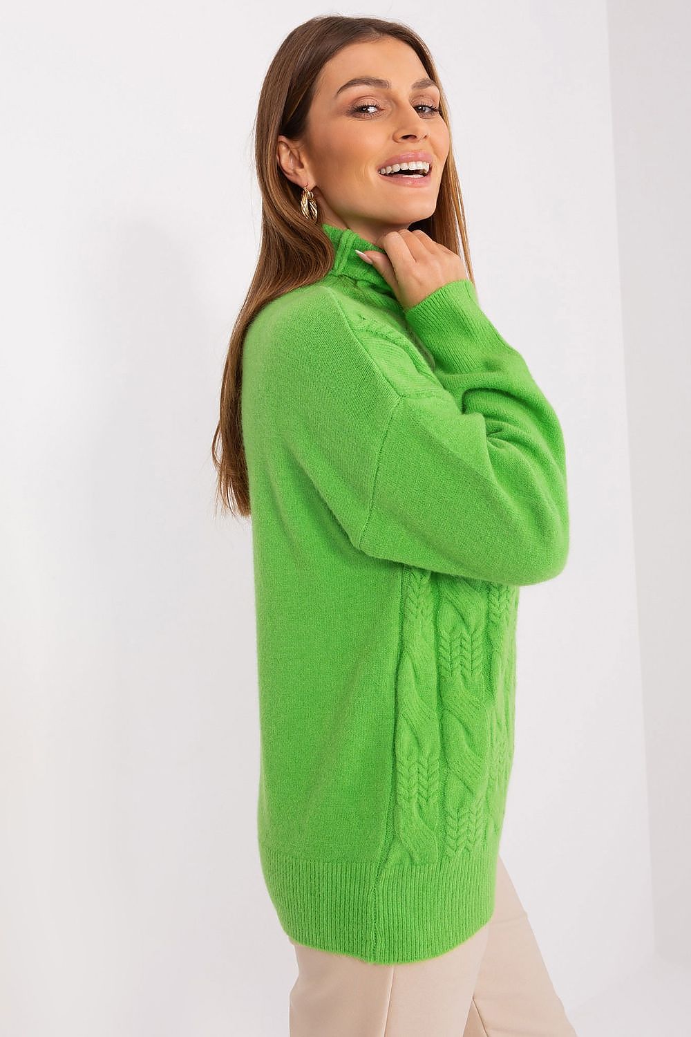 Klassiker: Rollkragenpullover mit langer Passform