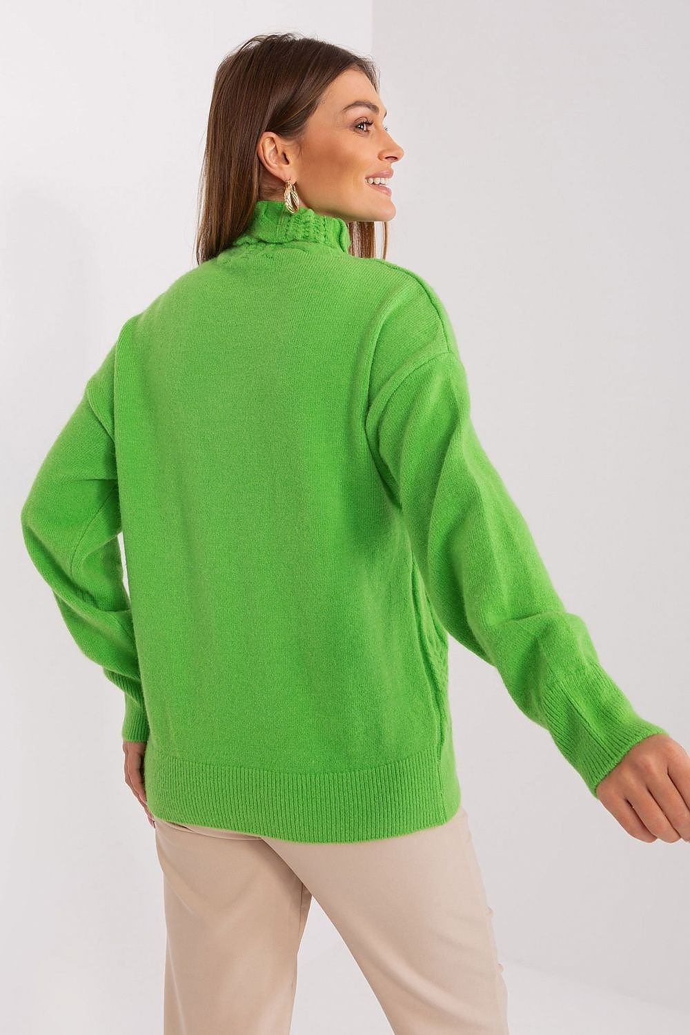Klassiker: Rollkragenpullover mit langer Passform