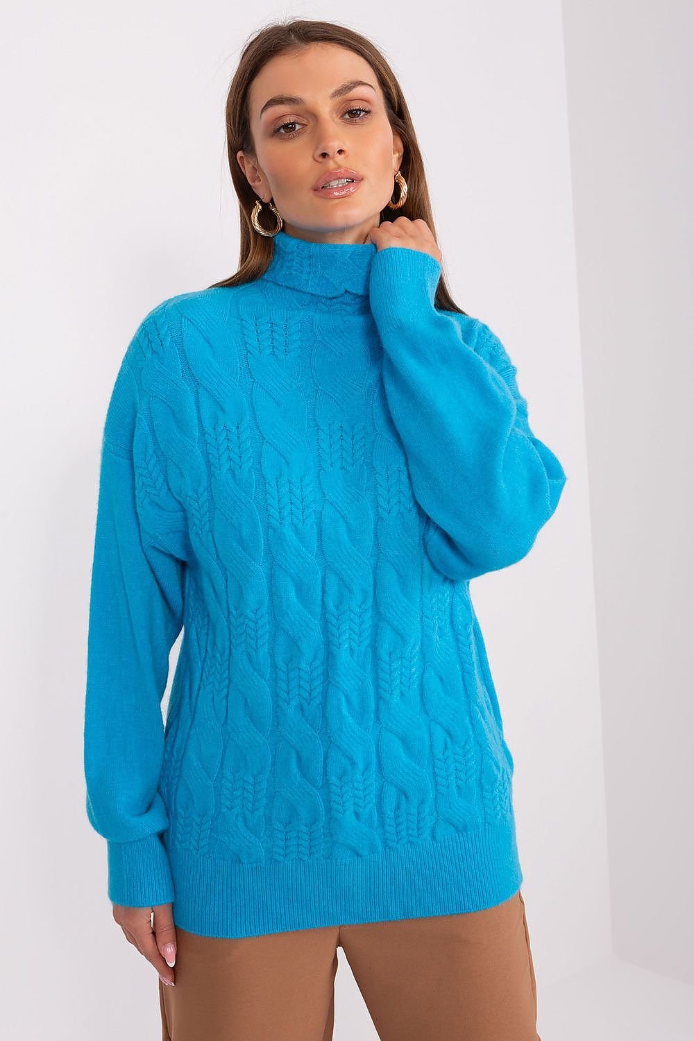 Klassiker: Rollkragenpullover mit langer Passform