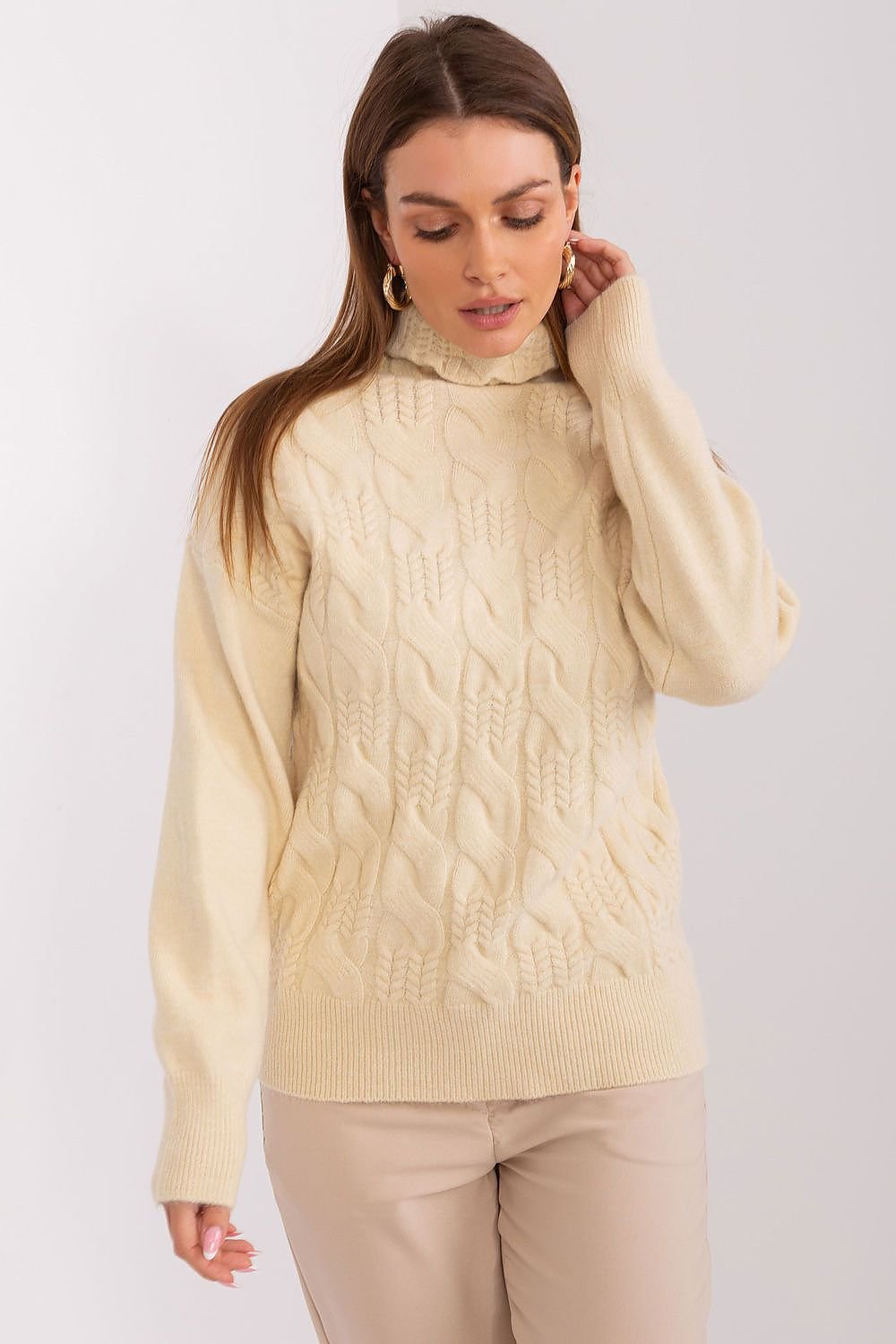 Klassiker: Rollkragenpullover mit langer Passform