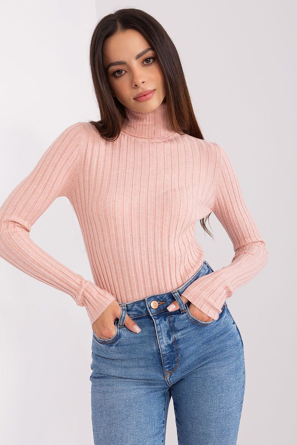 Klassischer Rollkragenpullover aus Weicher Viskose