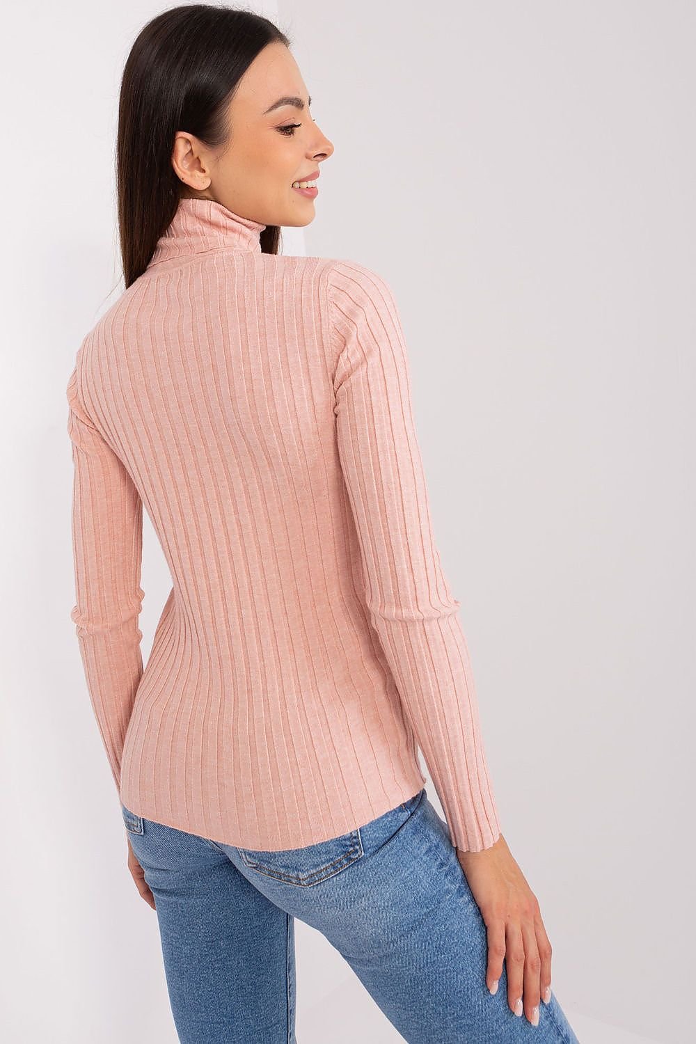 Klassischer Rollkragenpullover aus Weicher Viskose