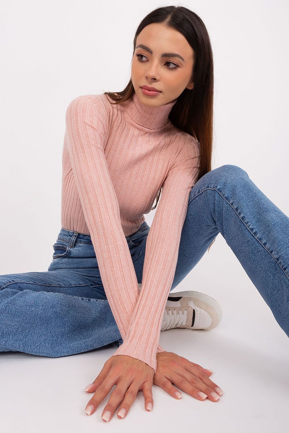 Klassischer Rollkragenpullover aus Weicher Viskose