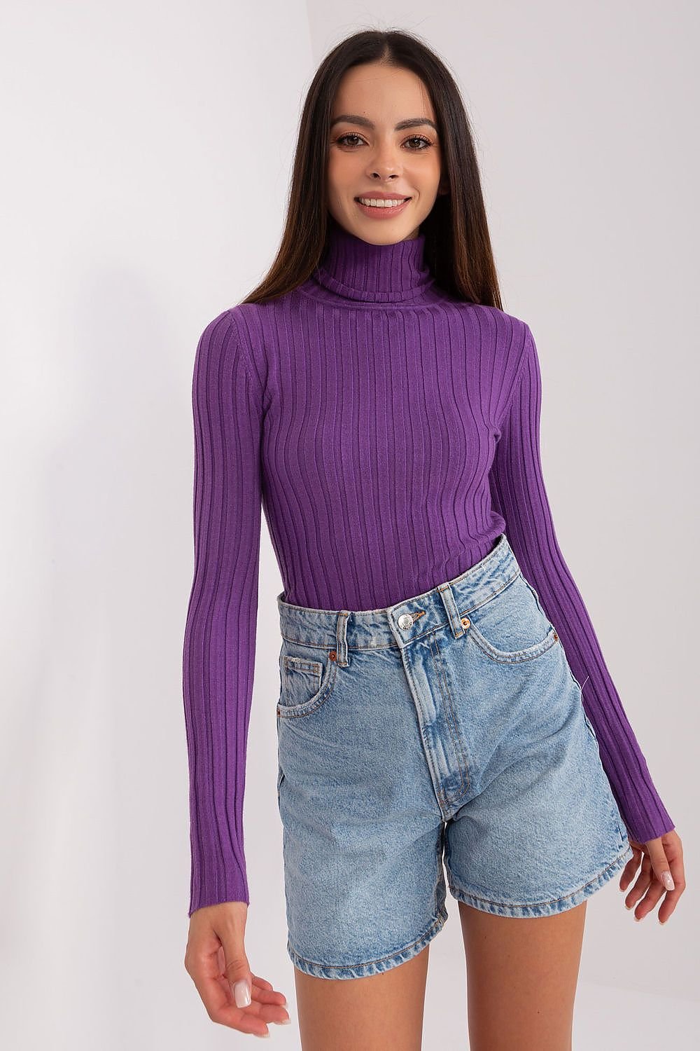 Klassischer Rollkragenpullover aus Weicher Viskose