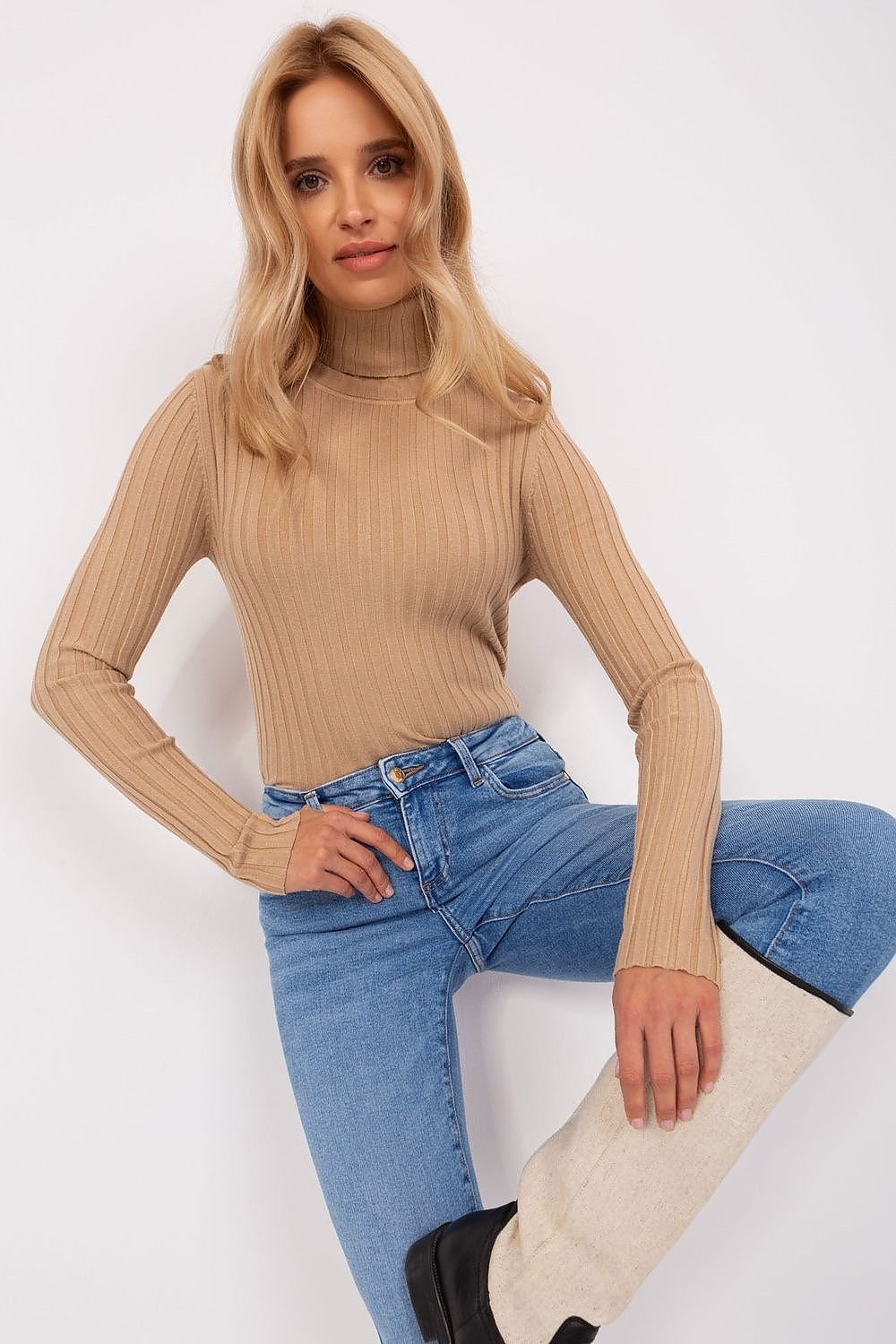 Klassischer Rollkragenpullover aus Weicher Viskose