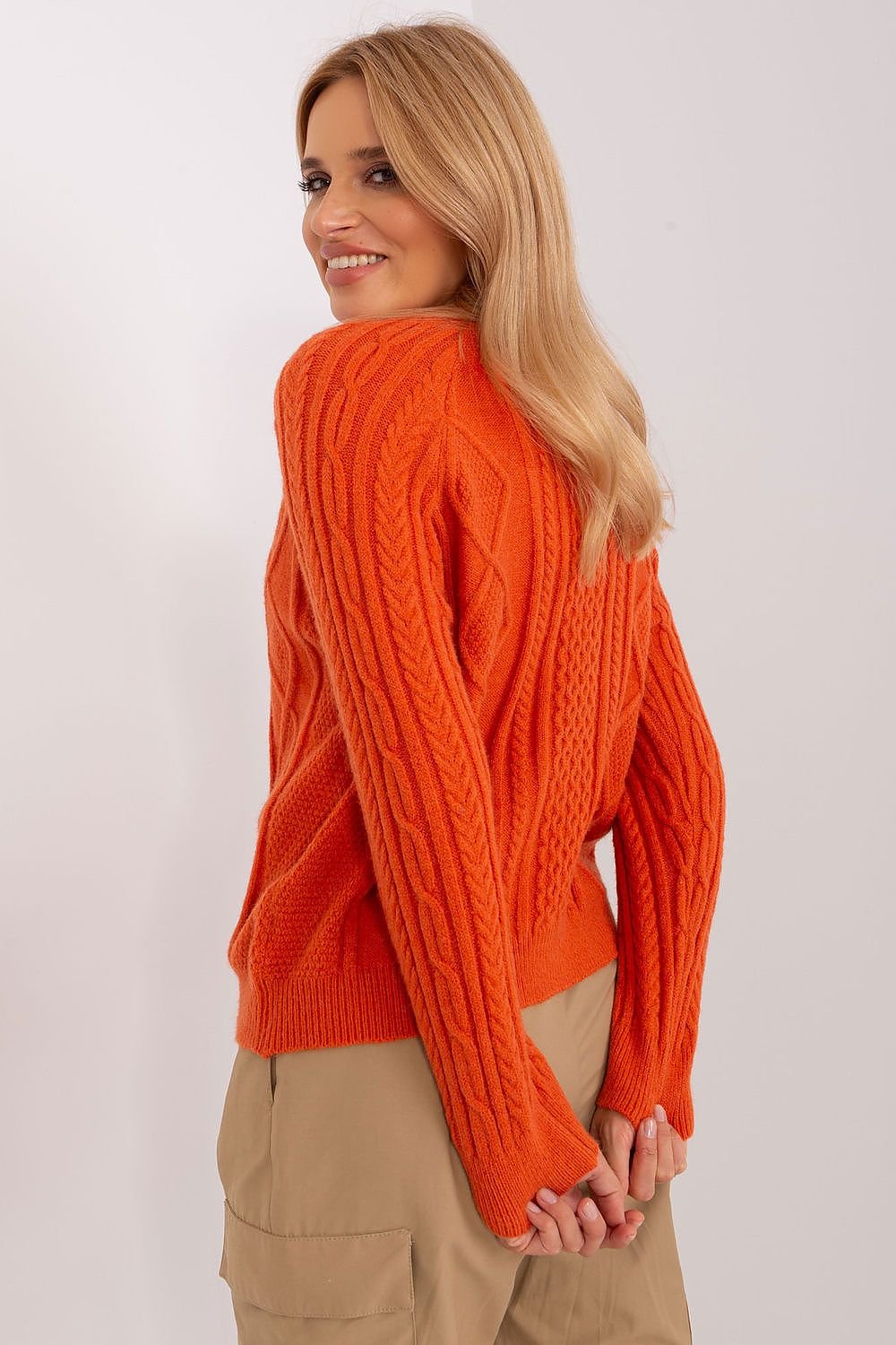 Stylisher Rundhals-Cardigan mit Knopfdetails