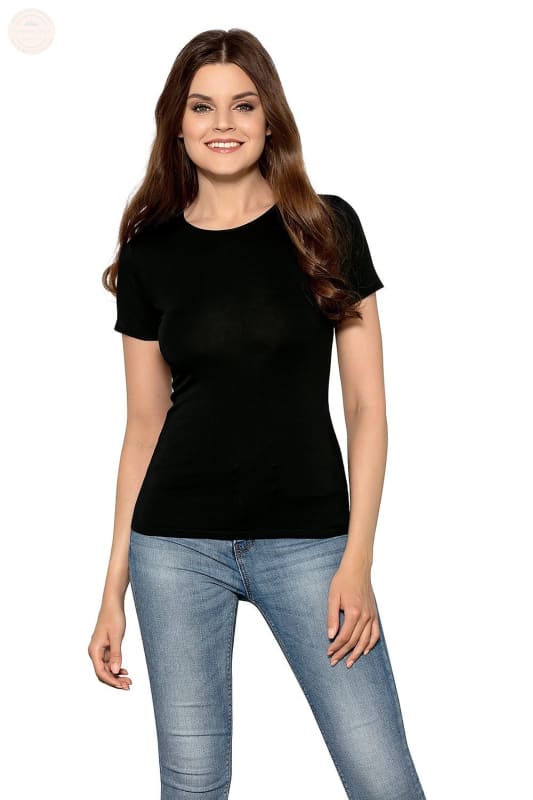 Zeitloser Komfort: Klassisches T-Shirt für einen langen Tag! - Tomorrow Style