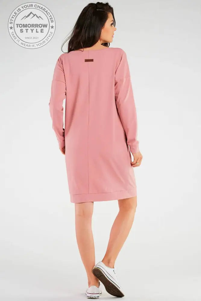 Timeless Charm: Cozy Long-Sleeve Style