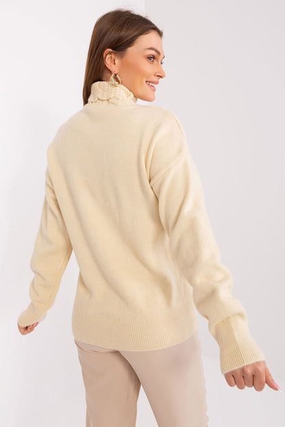Klassiker: Rollkragenpullover mit langer Passform