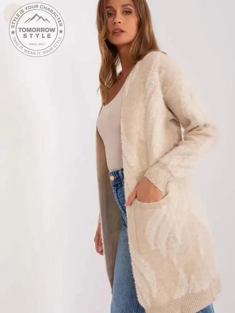 Beige Bliss Cardi: Das perfekte Mode - Basic für alltäglichen Komfort! - Tomorrow Style