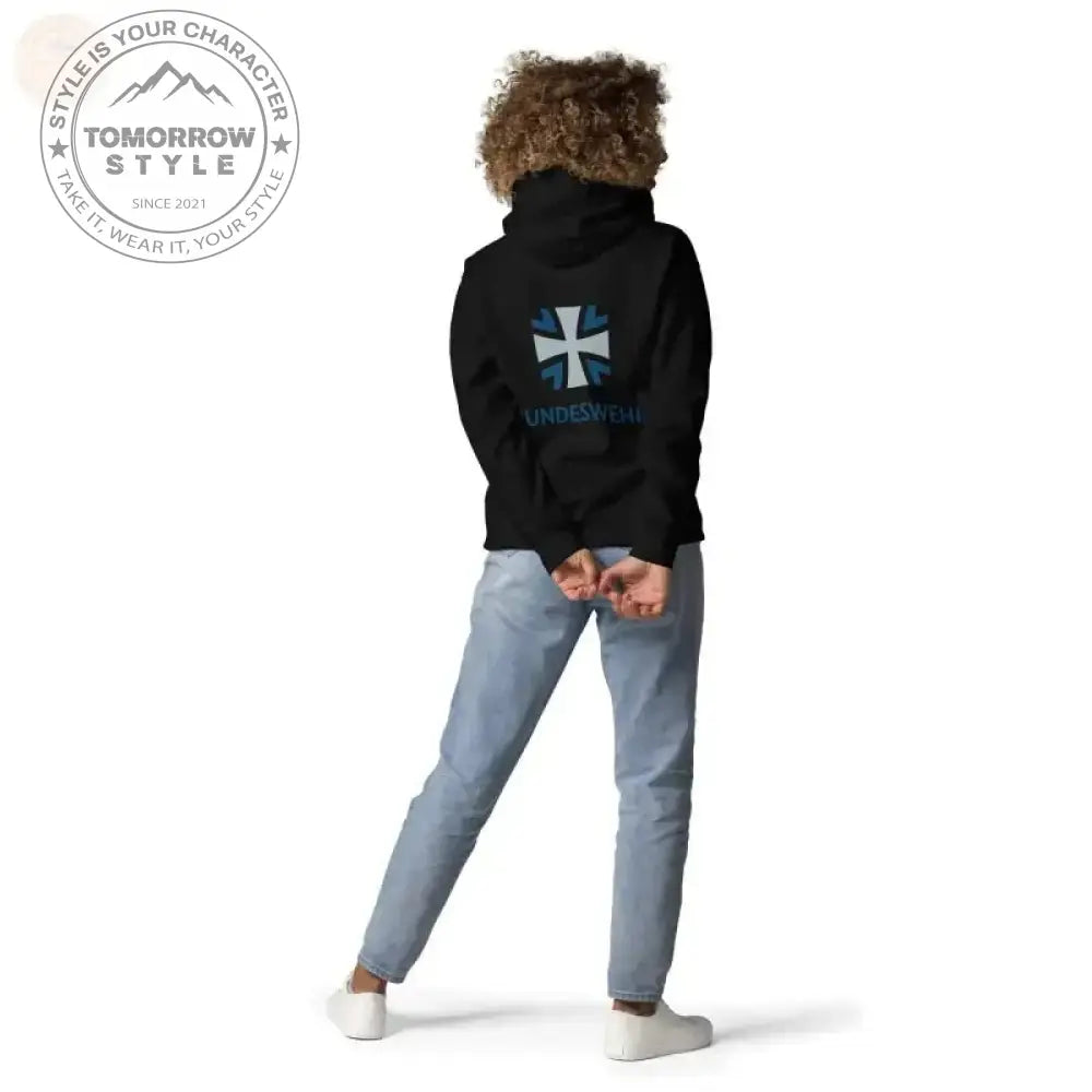 Bleiben Sie stilvoll gemütlich mit unserem Bundeswehr Premium Hoodie - Tomorrow Style