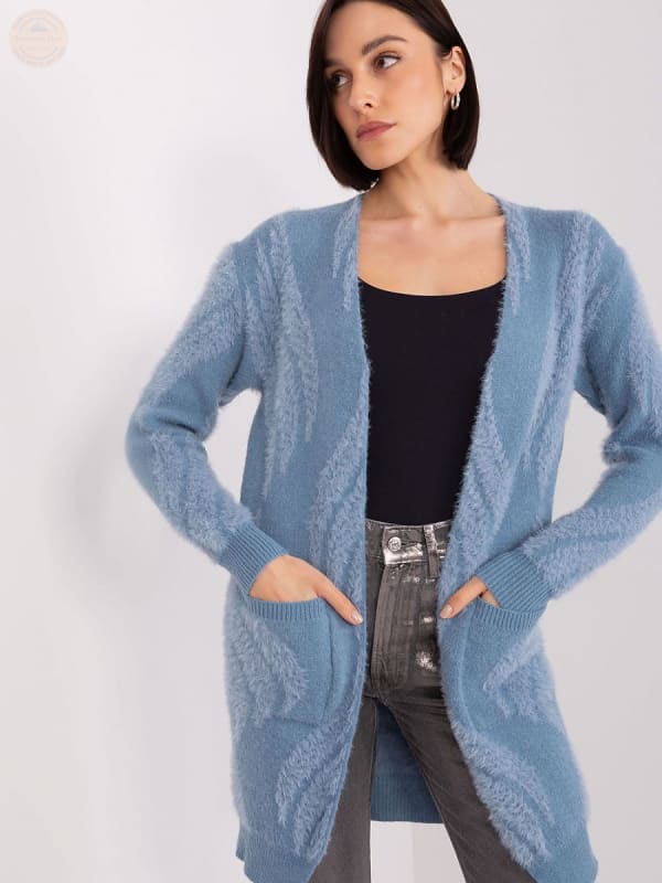 Blue Bliss Cardigan: Das perfekte Kleidungsstück für jeden Tag! - Tomorrow Style