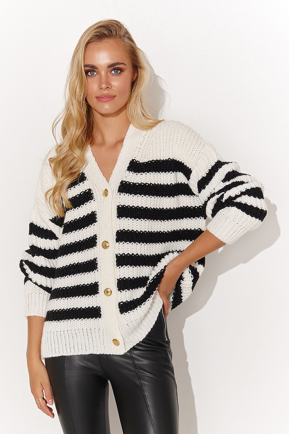 Cardigan Model 185291 Makadamia - Tomorrow Style