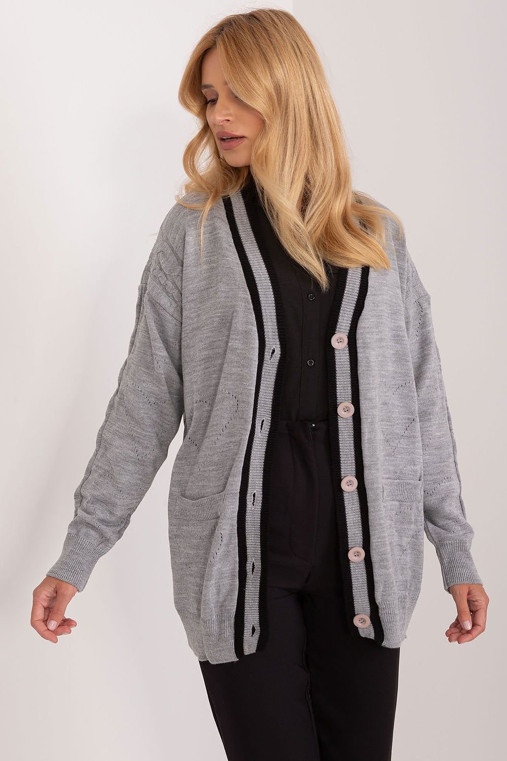 Cardigan Model 192705 Badu - Tomorrow Style