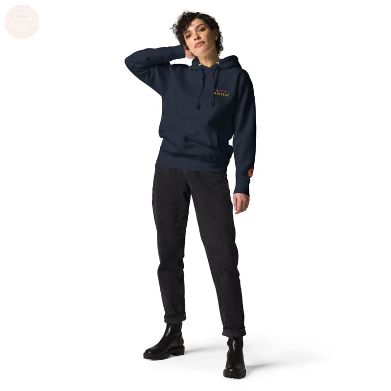 Cozy Chic: Bestickter Damen Hoodie - Tomorrow Style