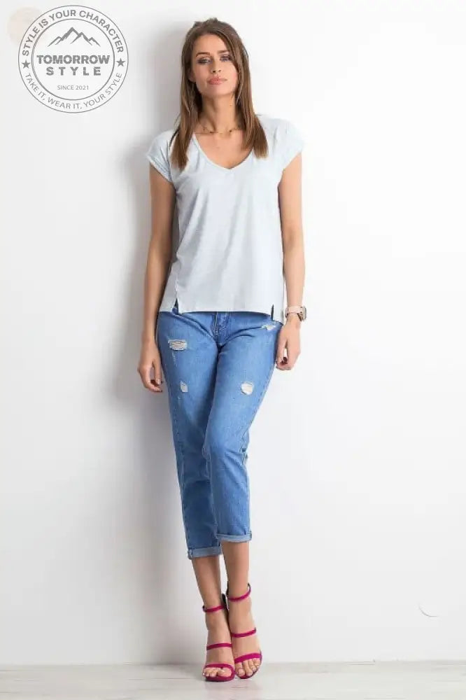Damen T - Shirt der Saison mit stylischem V - Ausschnitt - Tomorrow Style