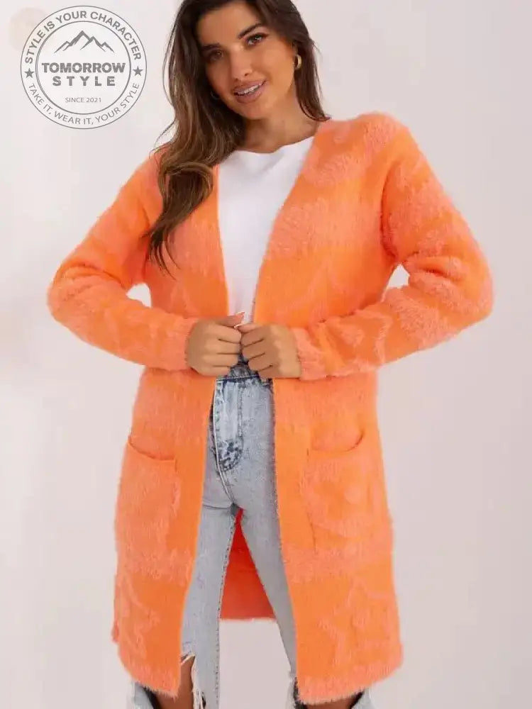 Freedom Knit: Die ultimative Strickjacke zum Aufknöpfen - Tomorrow Style