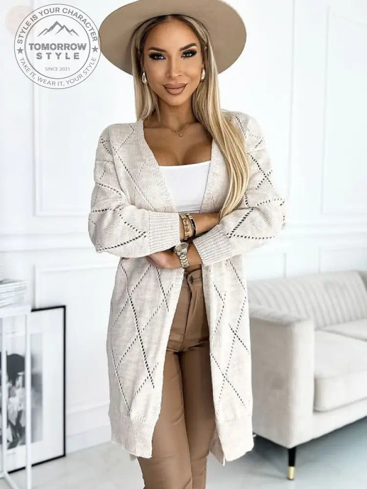 Gemütlicher beigefarbener Diamant - Cardigan für den Herbst 🔥 - Tomorrow Style