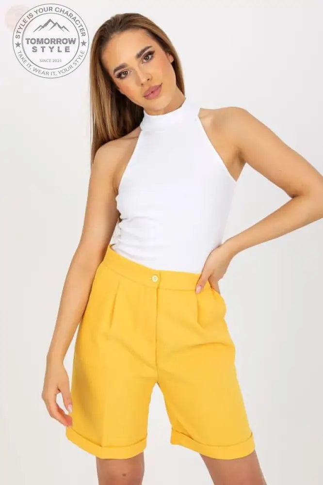 Geripptes Oberteil mit halbem Rollkragen: Verführerisches Mode - Essential - Tomorrow Style