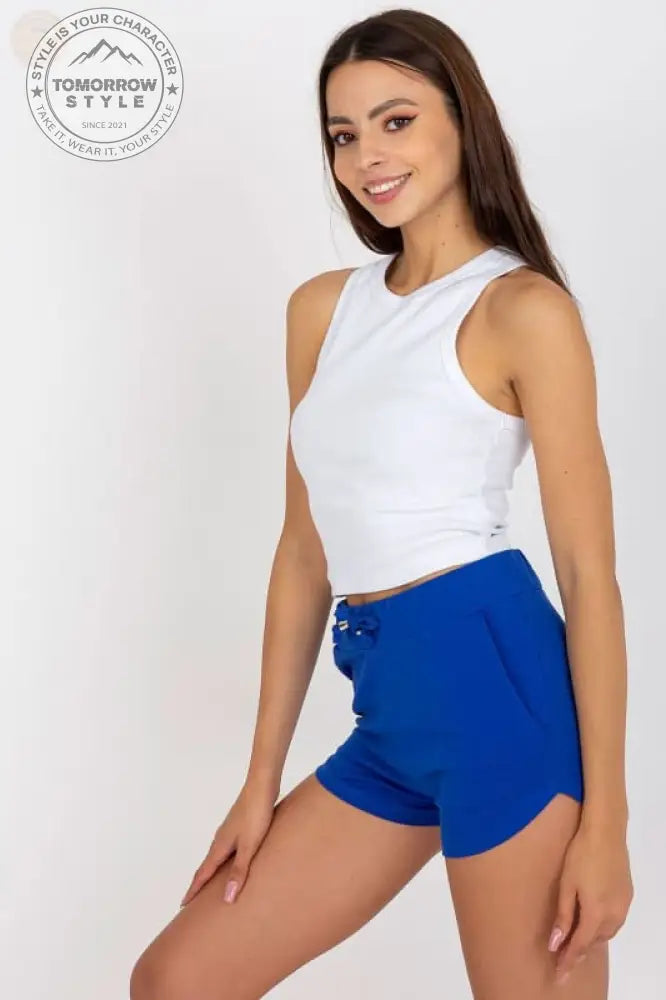 Geripptes schwarzes Top: Klassischer Stil für jedes Outfit! - Tomorrow Style