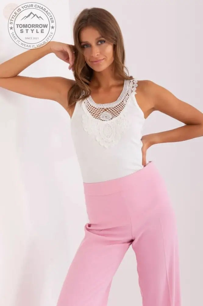 Geripptes, trägerloses T-Shirt mit Spitzenbesatz - Oh Bella! - Tomorrow Style