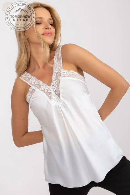 Herzförmiges Top aus Satin und Spitze - Tomorrow Style