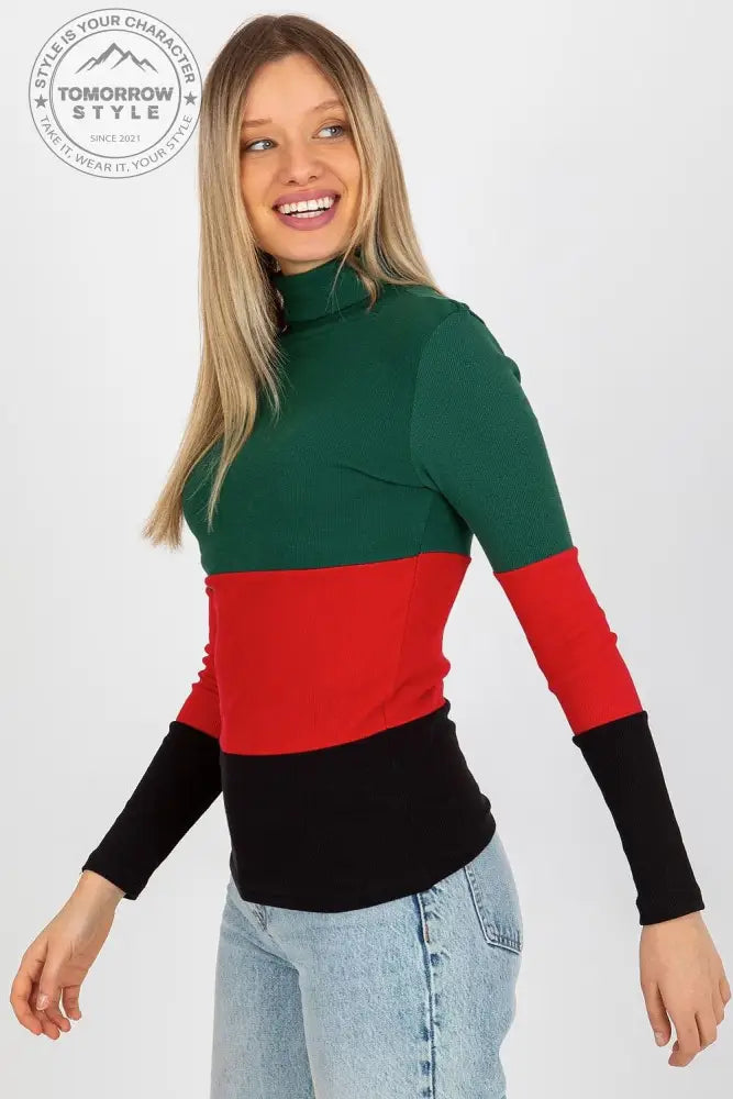 Klassischer Ripp-Pullover: Damenmode in drei Farben - Tomorrow Style