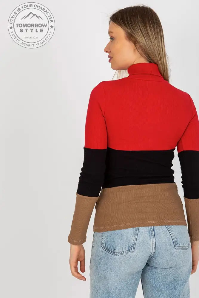 Klassischer Ripp-Pullover: Damenmode in drei Farben - Tomorrow Style