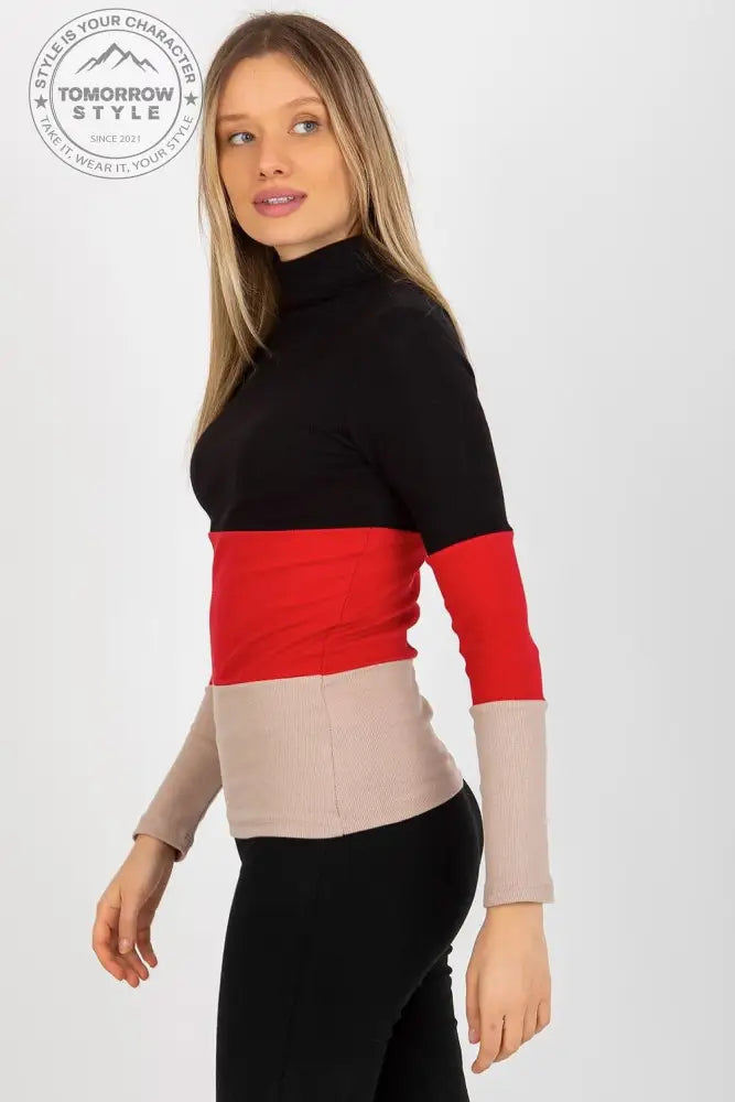 Klassischer Ripp-Pullover: Damenmode in drei Farben - Tomorrow Style