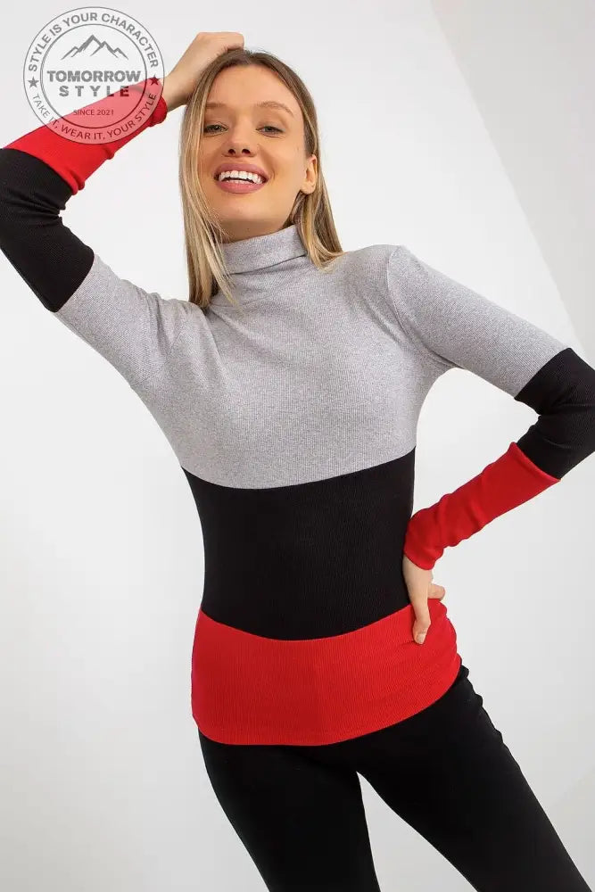 Klassischer Ripp-Pullover: Damenmode in drei Farben - Tomorrow Style