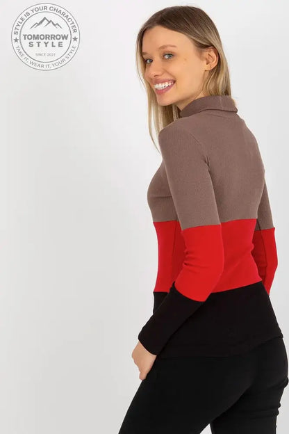 Klassischer Ripp-Pullover: Damenmode in drei Farben - Tomorrow Style