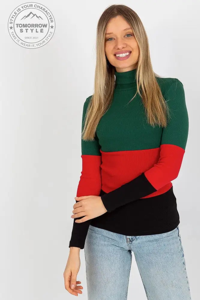 Klassischer Ripp-Pullover: Damenmode in drei Farben - Tomorrow Style