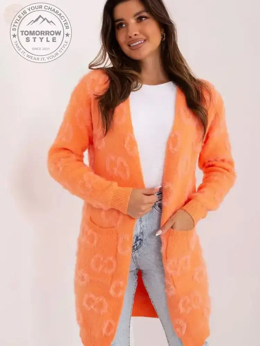 Kuschelige und stilvolle Strickjacke: Orangefarbener Cardigan für jeden Tag Chic - Tomorrow Style