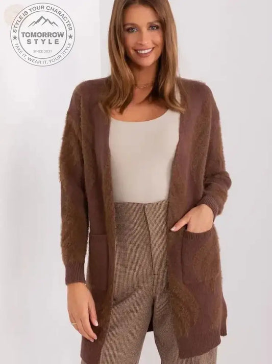 Kuscheliger brauner Cardigan: Das perfekte Kleidungsstück! - Tomorrow Style