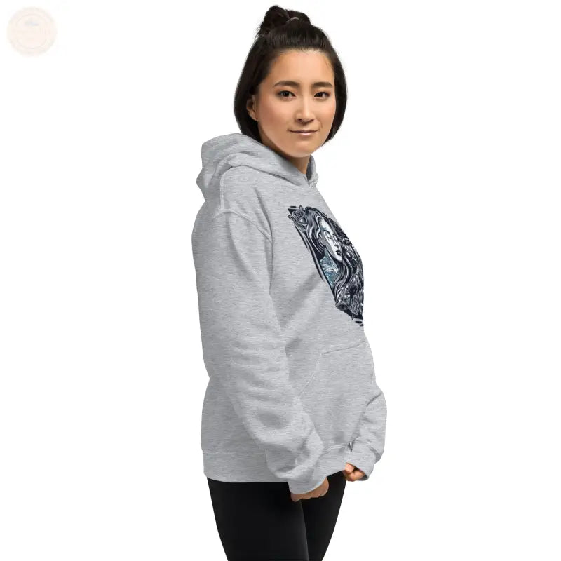 Kuscheln Sie sich stilvoll mit unserem Damen - Hoodie ein! - Tomorrow Style