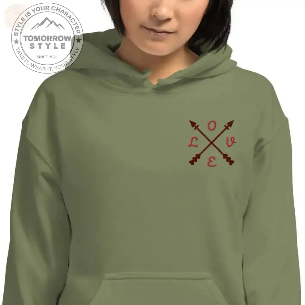 Kuscheln Sie sich stilvoll mit unserem gemütlichen bestickten Kapuzenpullover ein! - Tomorrow Style