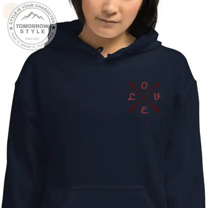 Kuscheln Sie sich stilvoll mit unserem gemütlichen bestickten Kapuzenpullover ein! - Tomorrow Style