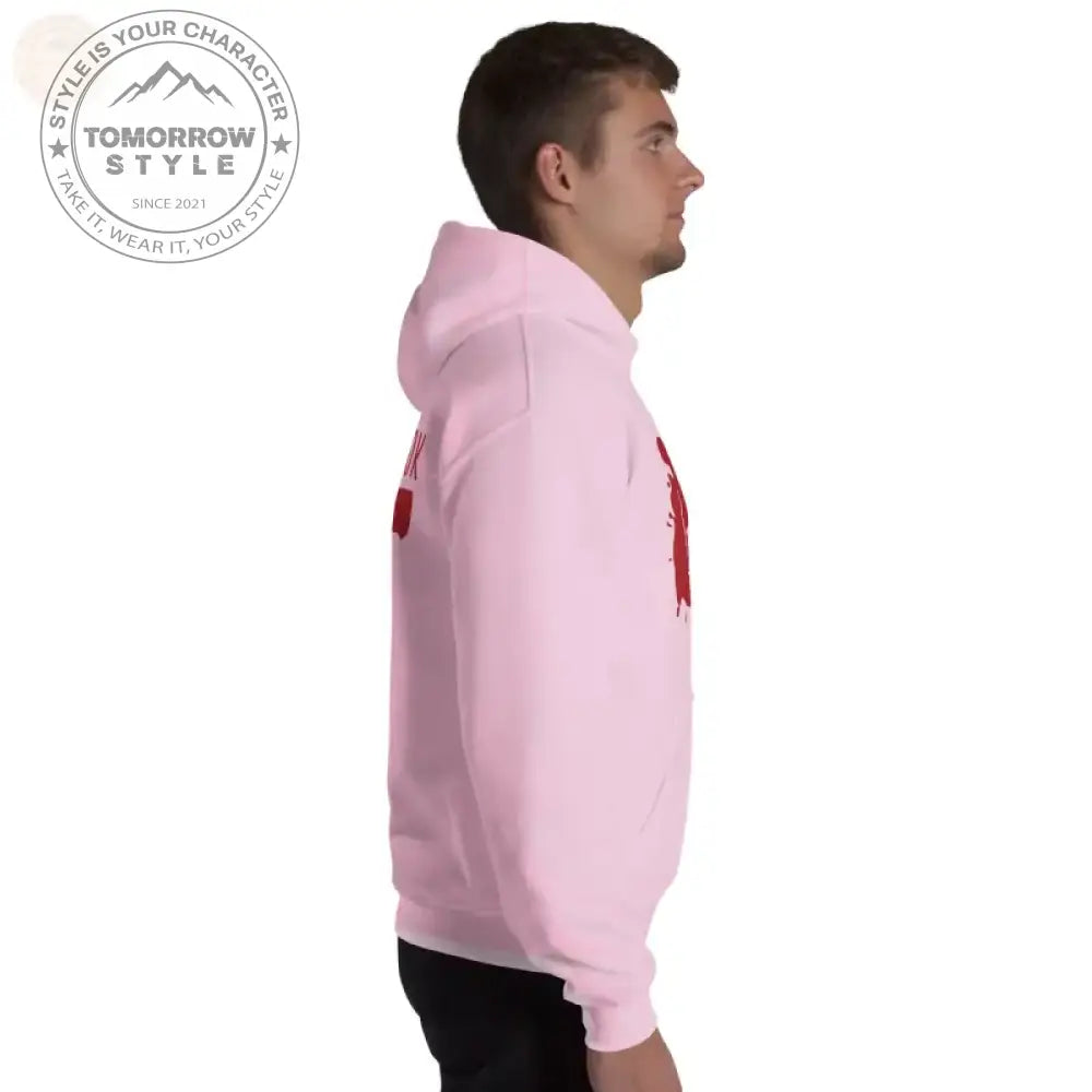 Kuscheln Sie sich stilvoll mit unserem gemütlichen Herren - Hoodie ein! - Tomorrow Style