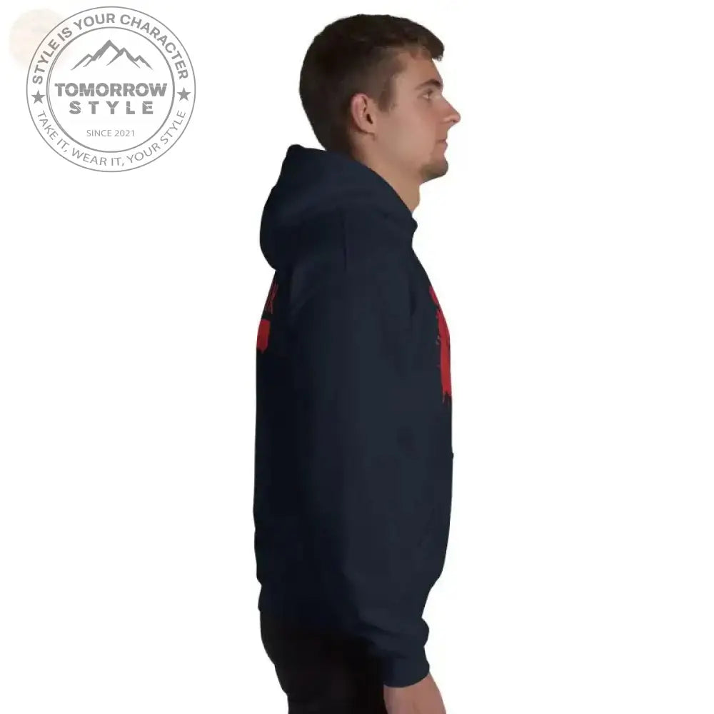 Kuscheln Sie sich stilvoll mit unserem gemütlichen Herren - Hoodie ein! - Tomorrow Style