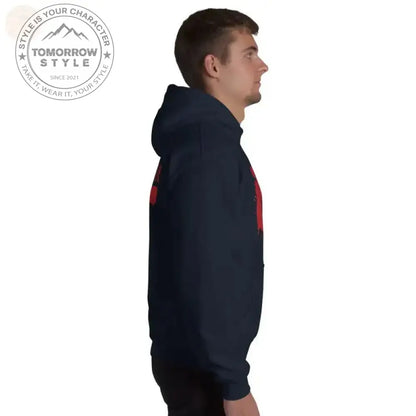 Kuscheln Sie sich stilvoll mit unserem gemütlichen Herren - Hoodie ein! - Tomorrow Style