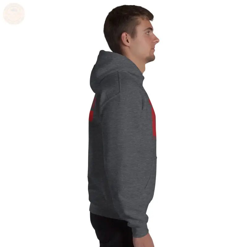 Kuscheln Sie sich stilvoll mit unserem gemütlichen Herren - Hoodie ein! - Tomorrow Style