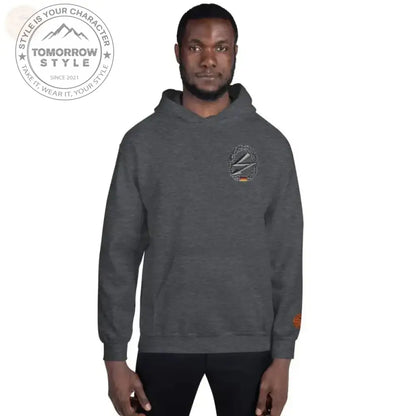 Machen Sie es sich gemütlich in unserem bestickten Premium - Hoodie der Bundeswehr - Tomorrow Style