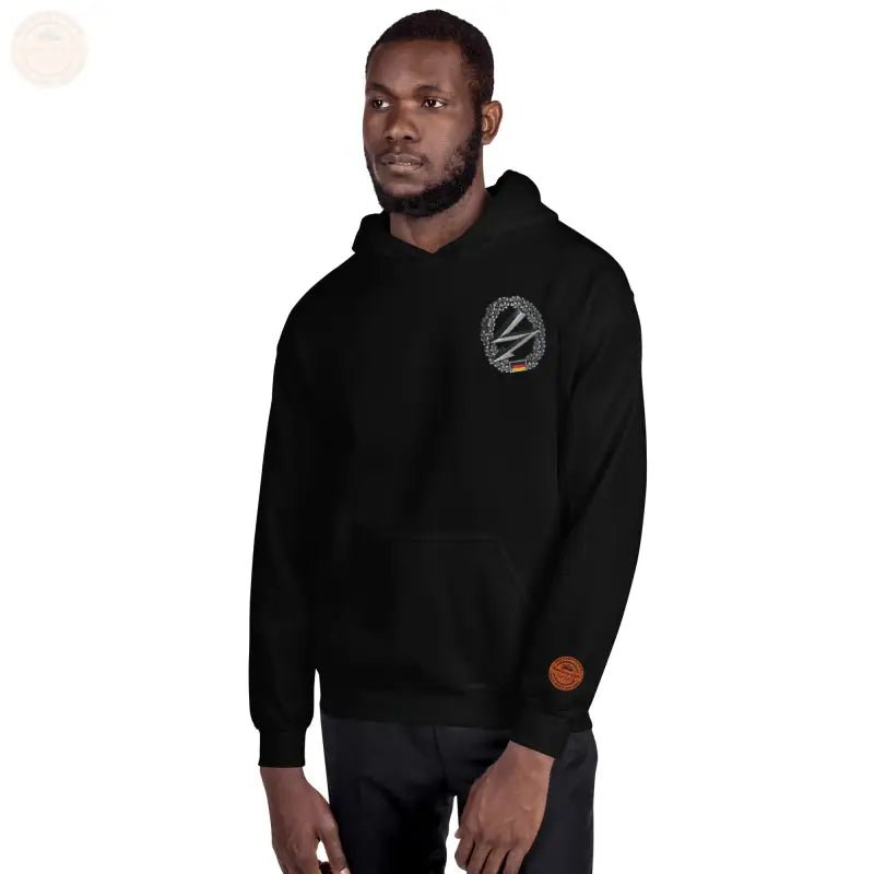 Machen Sie es sich gemütlich in unserem bestickten Premium - Hoodie der Bundeswehr - Tomorrow Style