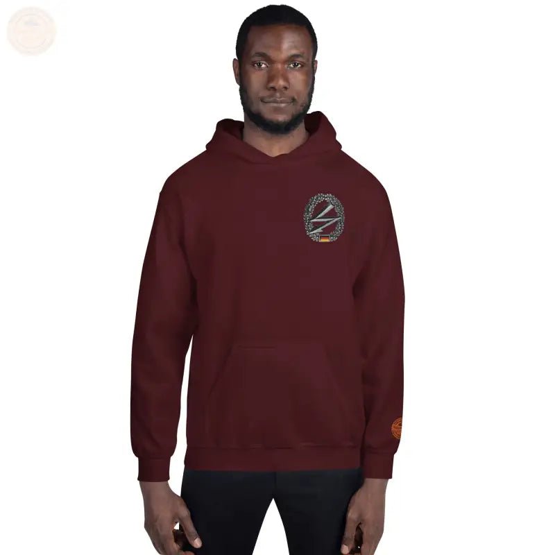 Machen Sie es sich gemütlich in unserem bestickten Premium - Hoodie der Bundeswehr - Tomorrow Style