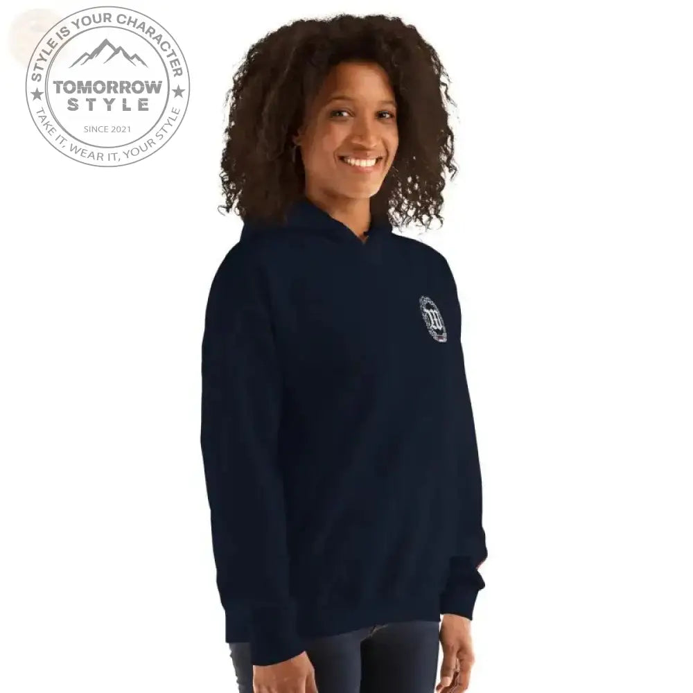 Machen Sie es sich in unserem bestickten Premium - Hoodie der Bundeswehr gemütlich! - Tomorrow Style