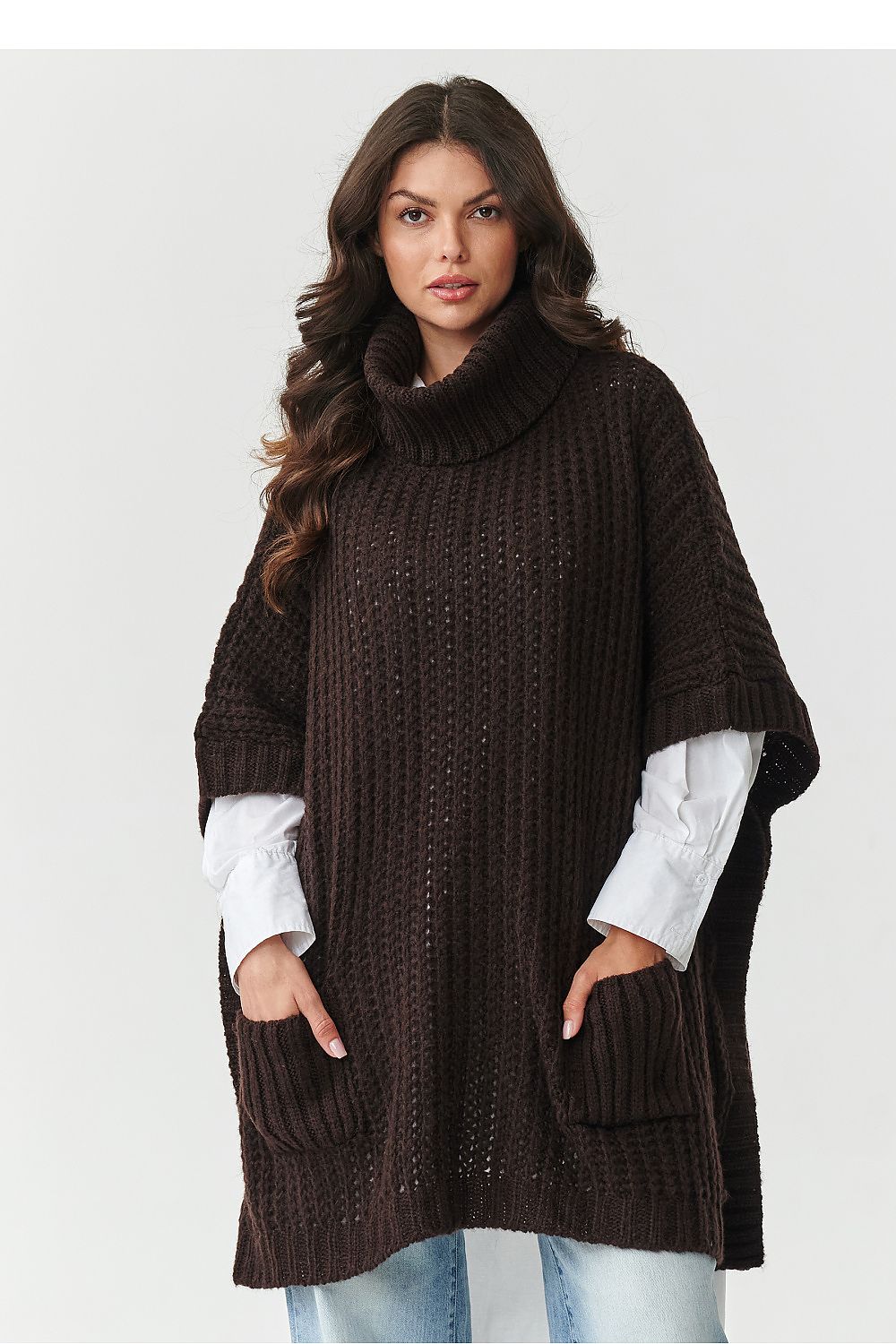  Rollkragenpullover model 217654 Makadamia 