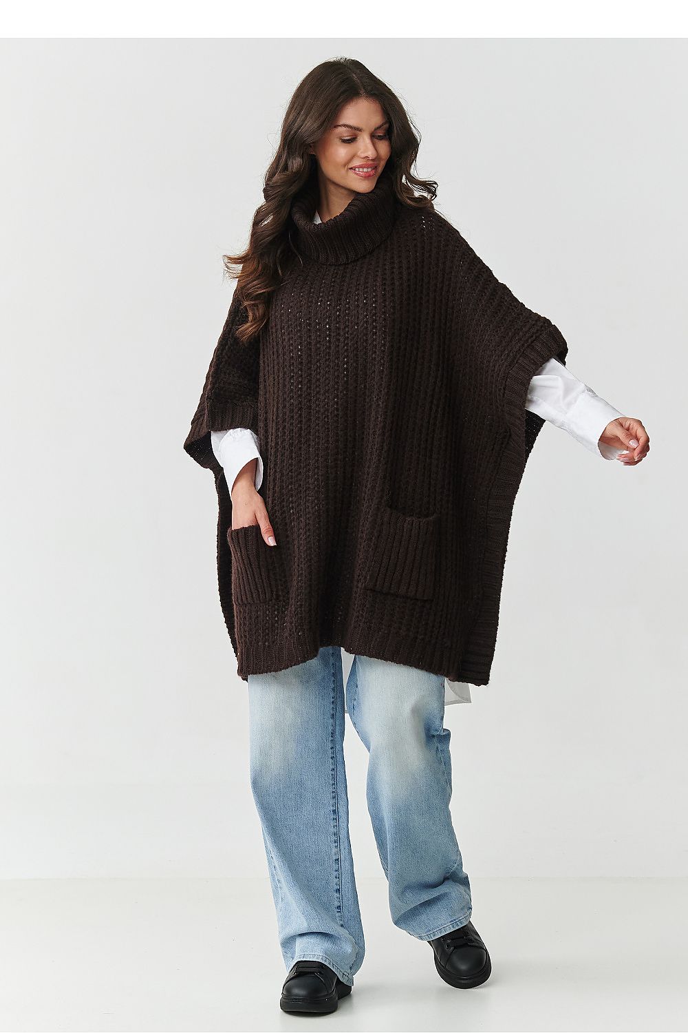  Rollkragenpullover model 217654 Makadamia 